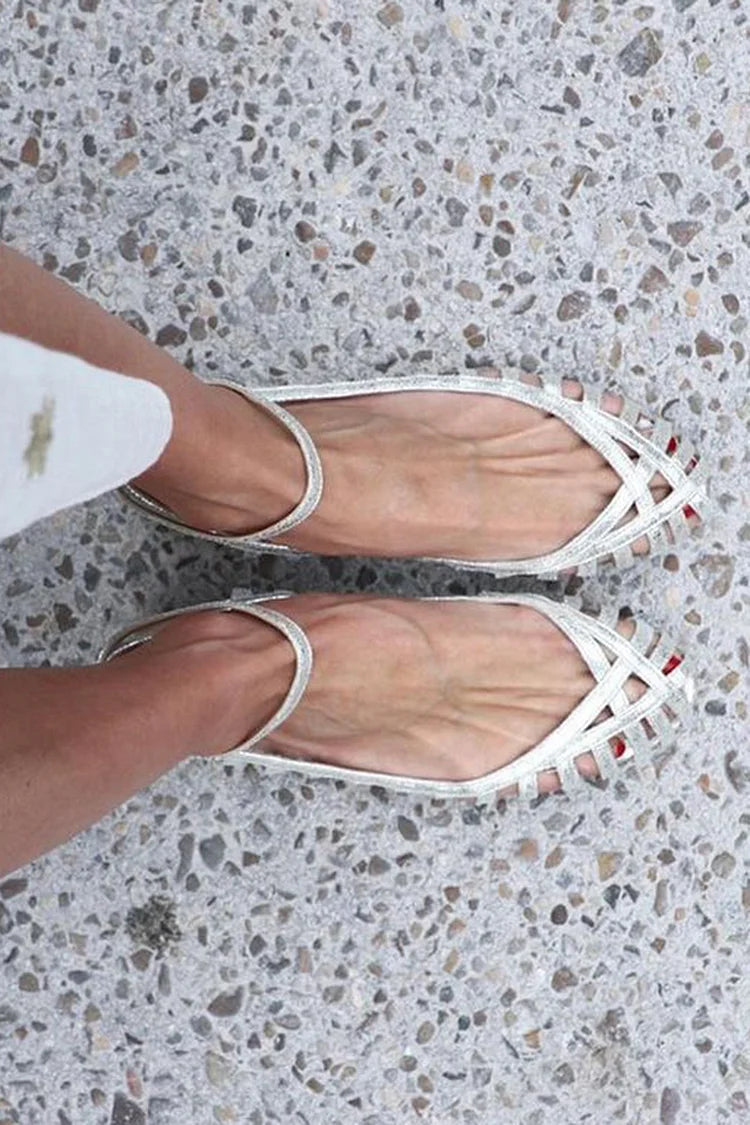 GIADA| Elegante ballerina intrecciata con cinturino per uno stile sofisticato